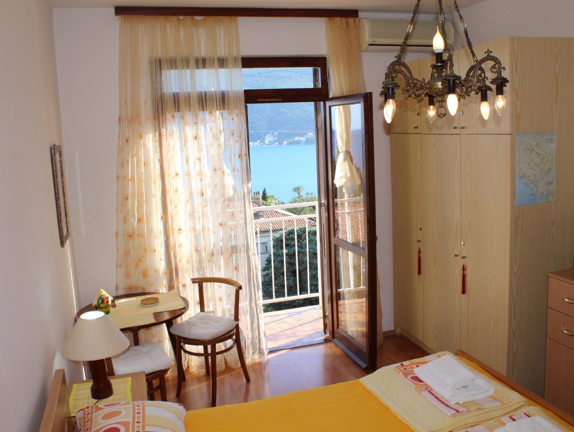 Guest House Tomanovic Herceg Novi Pokoj fotografie